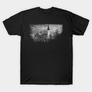Eerie old castle T-Shirt